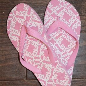 Lilly Pulitzer pink flip flops